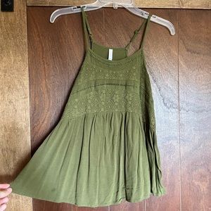 Green lacey tank top!